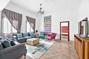 Spacious 1BR - 5 mins to Festival City Mall - Dedicated Workspace